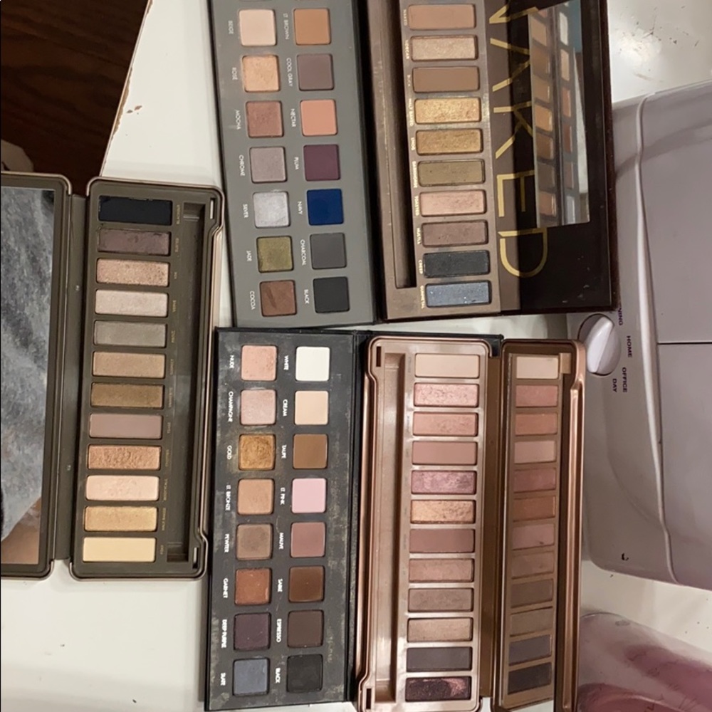 Five different eyeshadow pallets